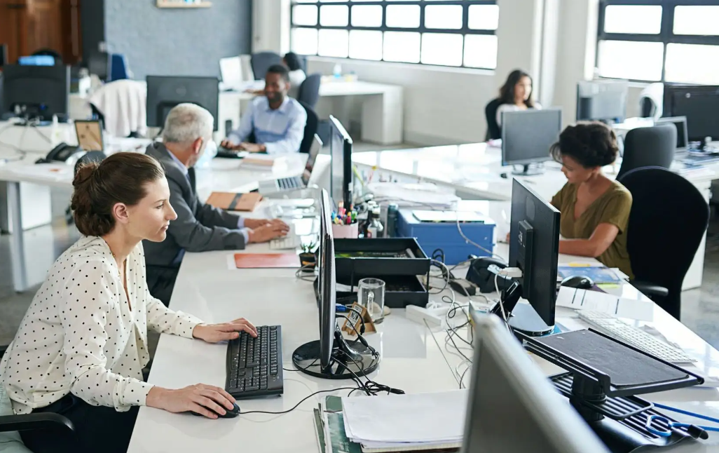 Les zoomers bientôt plus nombreux que les boomers sur le marché du travail